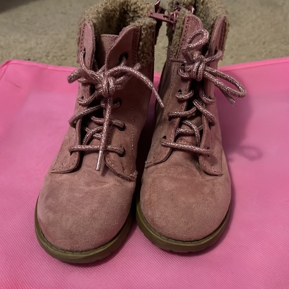 Old Navy pink suede boots, 11 Toddler size - Picture 5 of 5